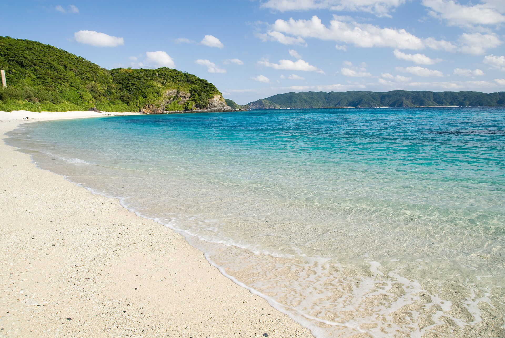 Turquoise water and white sand at Furuzamami Beach in Okinawa, Japan